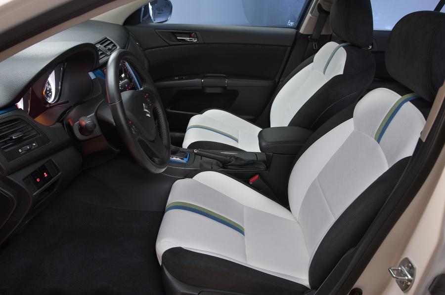  Suzuki Kizashi EcoCharge Concept 2011 года  (фото 14 из 20)